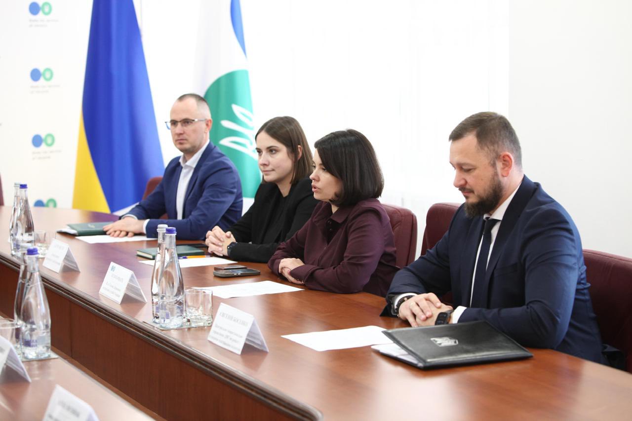 ДПС та Рада бізнес-омбудсмена співпрацюватимуть над удосконаленням інструментів вирішення податкових спорів, зокрема медіації. Фото № 3/2