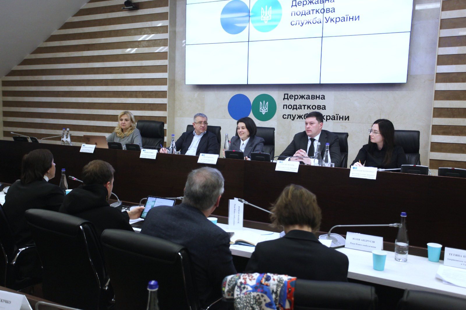 Леся Карнаух: Знаходимо оптимальні рішення у відкритому спілкуванні з бізнесом. Фото № 14/13