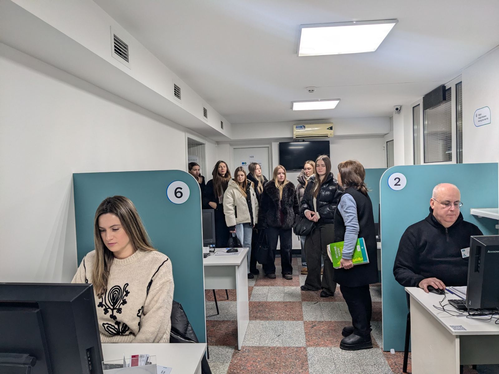 Зустріч, що надихає: податківці Рівненщини приймали студентів НУВГП. Фото № 5/4