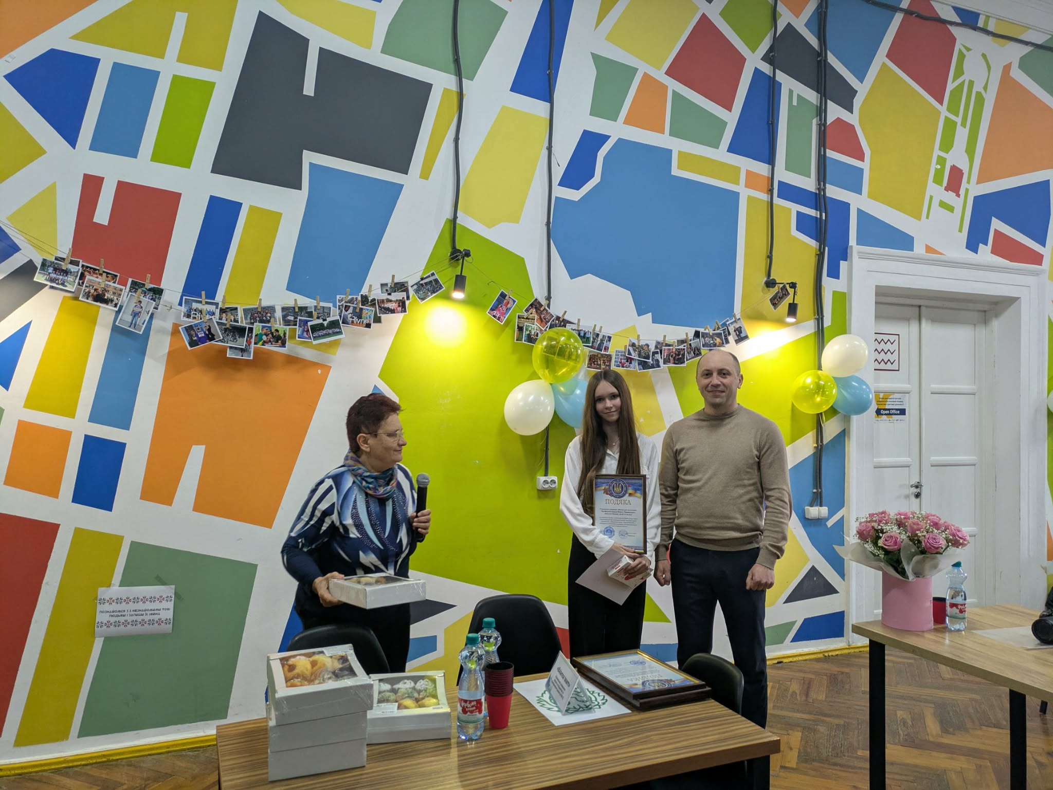 Податки як інтелектуальний виклик: у Рівному відбувся брейн-ринг для молоді. Фото № 21/20