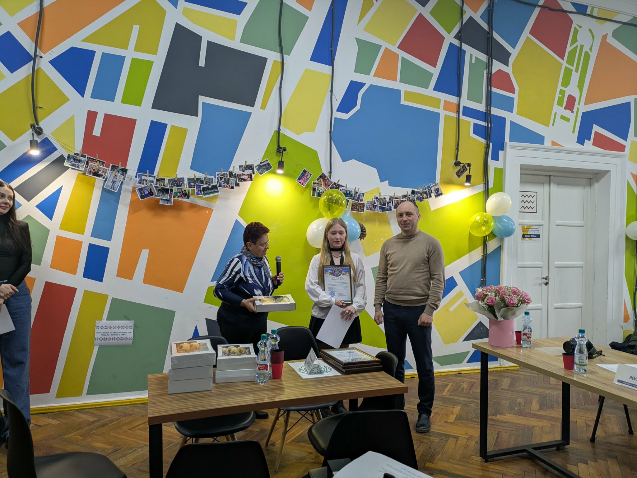 Податки як інтелектуальний виклик: у Рівному відбувся брейн-ринг для молоді. Фото № 22/21