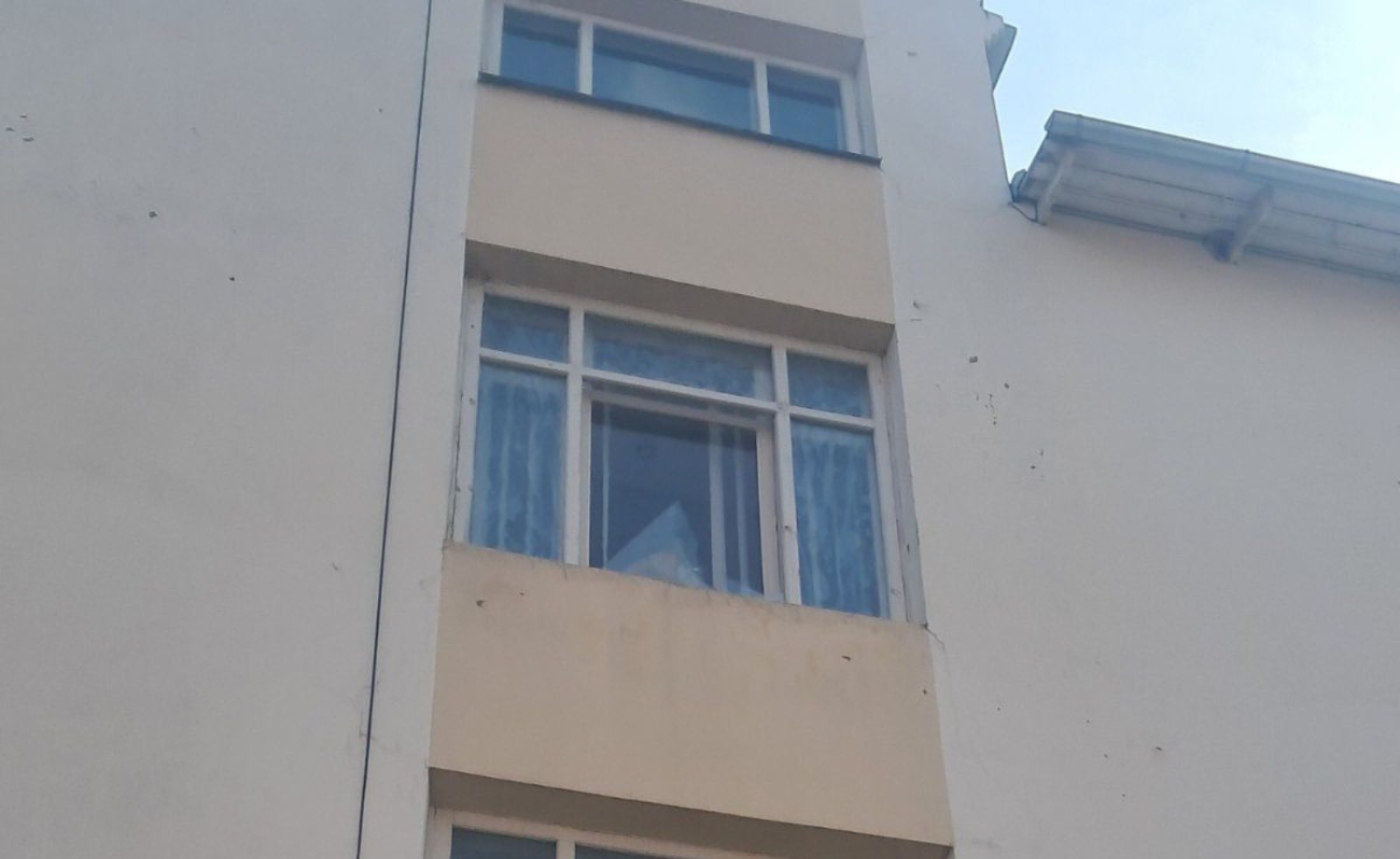 Ворожа атака на Чернігівщину: пошкоджено приміщення податкової інспекції. Фото № 5/4