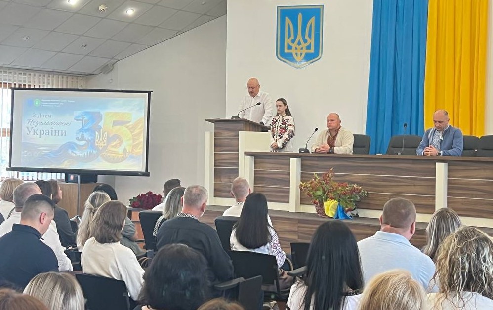 У Головному управлінні ДПС у Рівненській області відзначили День Незалежності України. Фото № 2/1